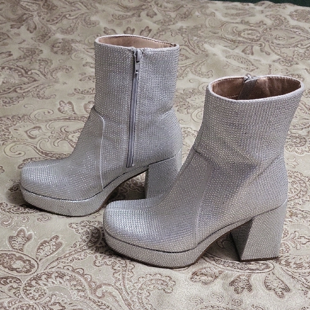 Buckle MIA Silver with Crystal Platform Boots